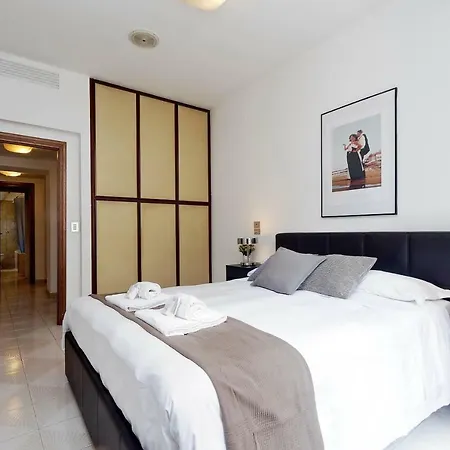 Borgo Pio Spacious Apartment