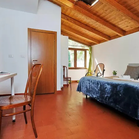 Apartment Borgo Pio Spacious